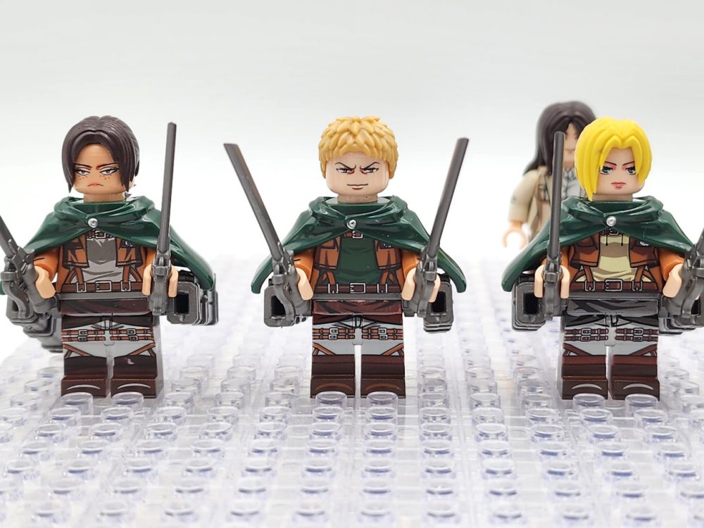 attack-on-titan-minifigure-set-of-8pcs