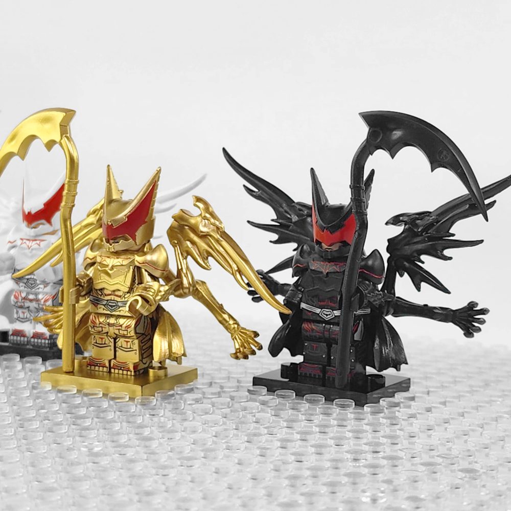 Batman Hellbat Heavy Armour White Black Gold Minifigure Set 3pcs - Image 7