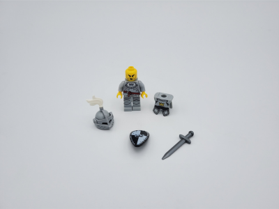 black-crown-knights-style-1-minifigures-set-of-10pcs
