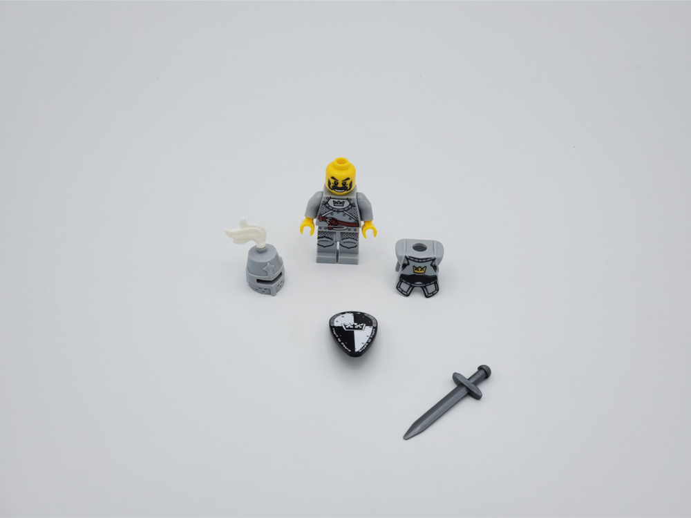 black-crown-knights-style-2-minifigures-set-of-10pcs