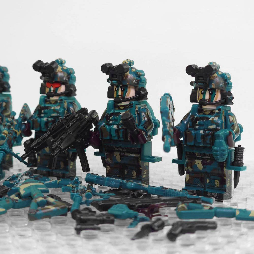 chinese-snow-leopard-commando-unit-minifigure-set