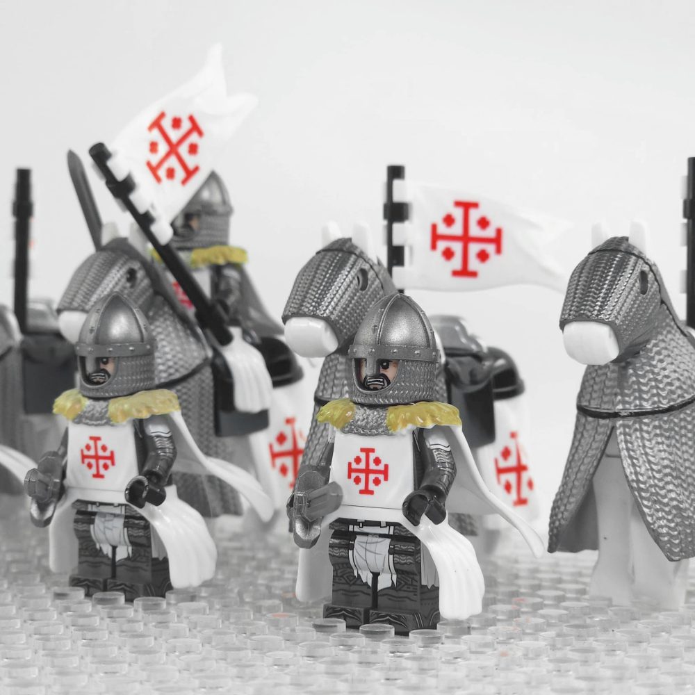 crusades-mounted-holy-sepulchre-knights-armored-warhorse-minifigure-set-of-10pcs-with-assortment-of