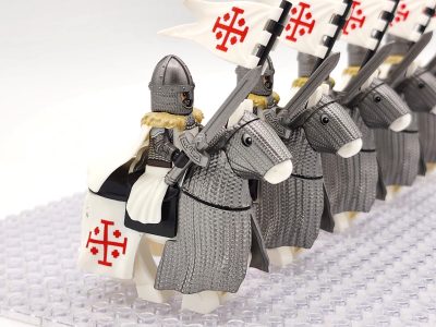 crusades-mounted-holy-sepulchre-knights-armored-warhorse-minifigure-set-of-10pcs-with-assortment-of