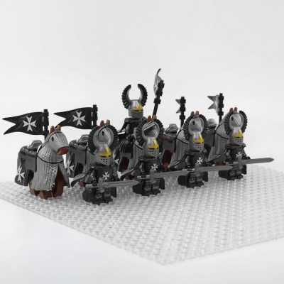 crusades-mounted-knights-hospitallers-armored-warhorse-minifigure-set-of-10pcs-with-assortment-of