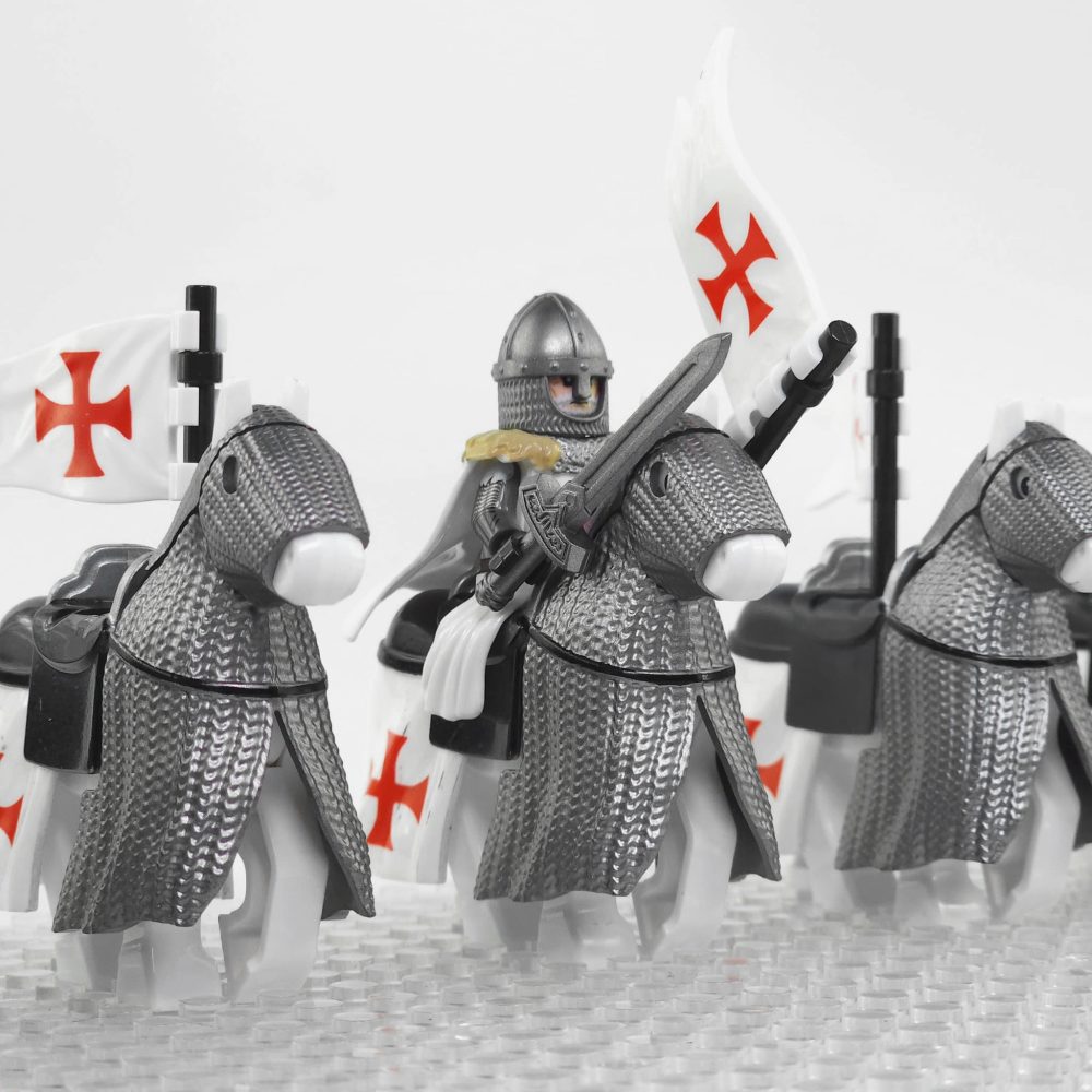 crusades-mounted-knights-templars-armored-warhorse-minifigure-set-of-10pcs-with-assortment-of