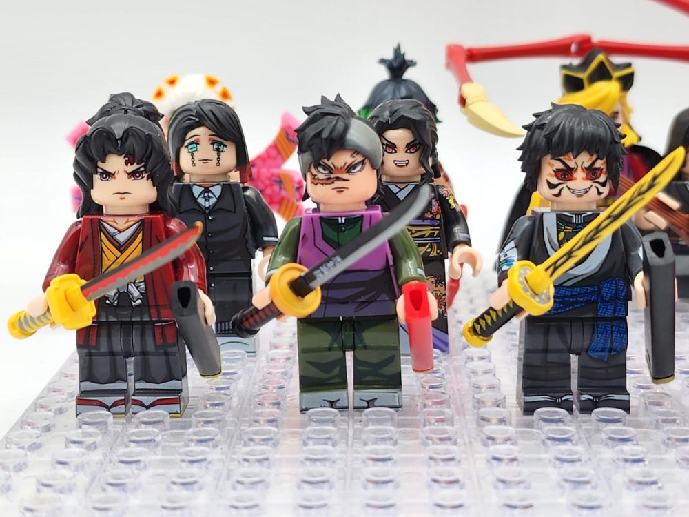 demon-slayer-kimetsu-no-yaiba-ultimate-collectors-minifigure-set-of-40pcs