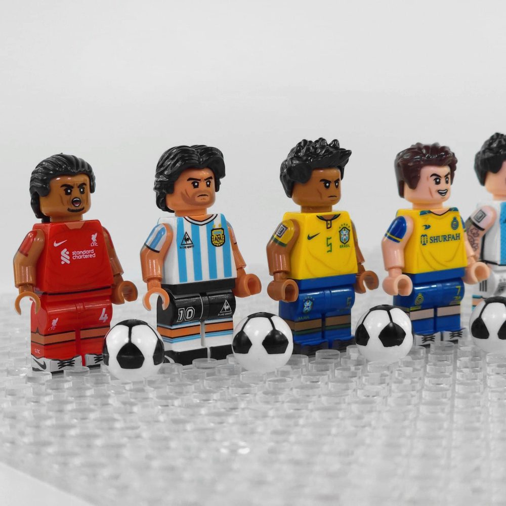 fifa-football-players-the-greats-today-and-yesterday-minifigure-set-of-8pcs