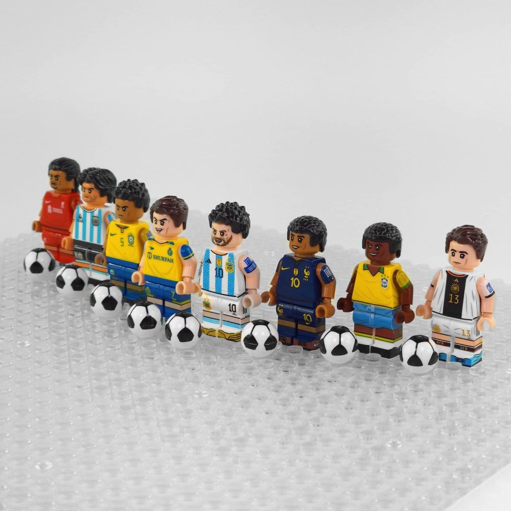 fifa-football-players-the-greats-today-and-yesterday-minifigure-set-of-8pcs