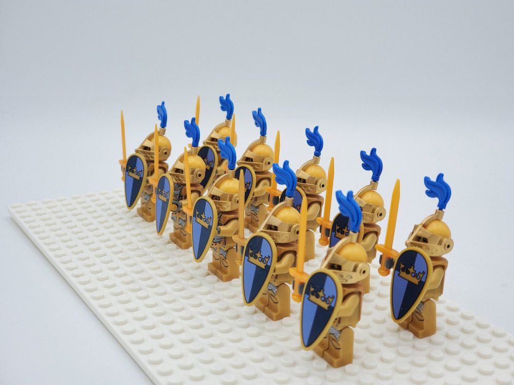 golden-crown-knights-style-1-minifigures-set-of-10pcs