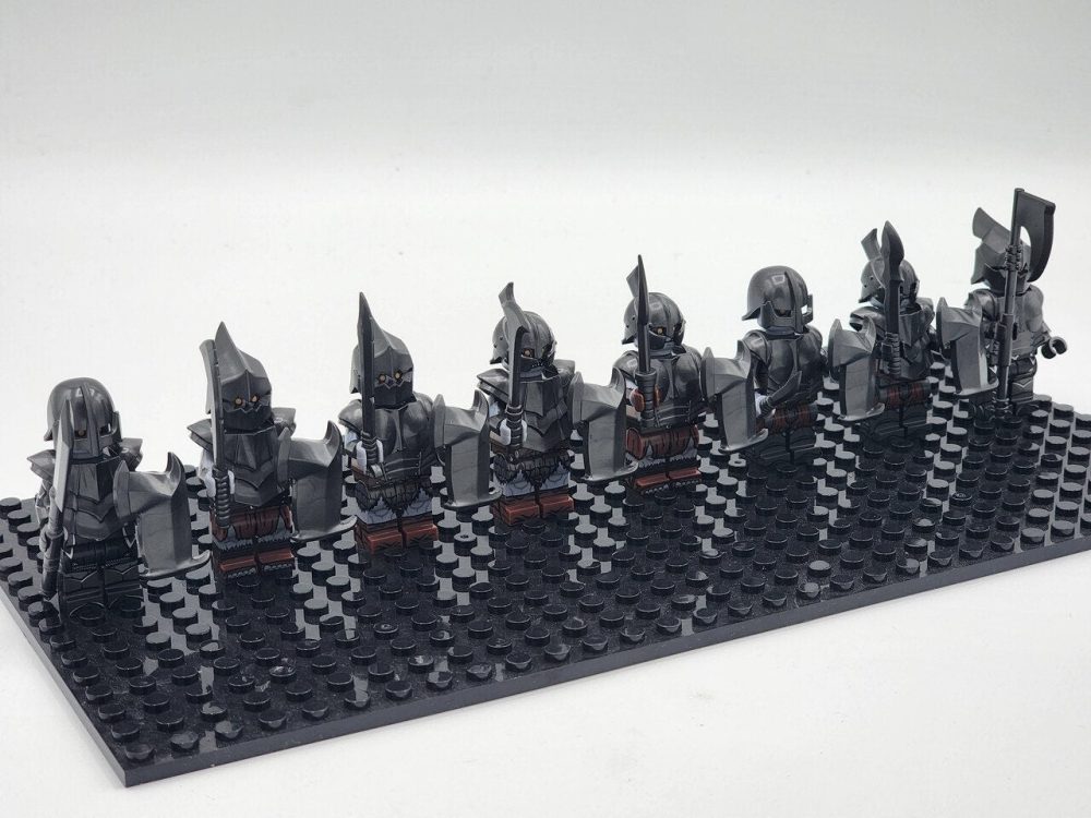 Lord the Rings Gundabad Orcs Minifigure Set 8pcs - Image 2