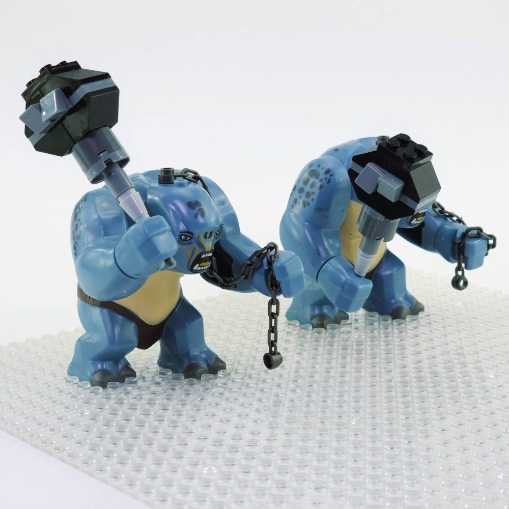 Lord the Rings/The Hobbit Cave Troll With Weapon and Chain Accessories Minifigure Set 2pcs - Image 2