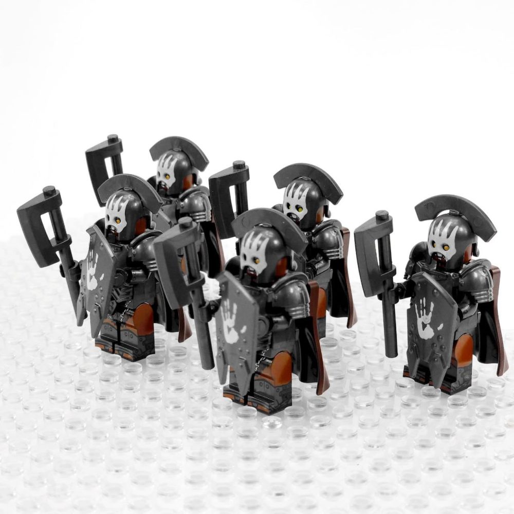 lord-the-rings-uruk-hai-commander-infantry-minifigure-set-5pcs