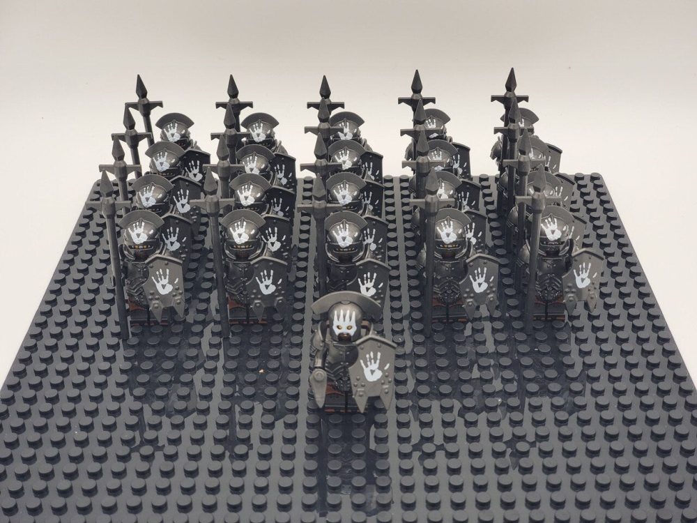 Lord the Rings Uruk-Hai Heavy Armour Minifigure Set 21pcs - Image 4