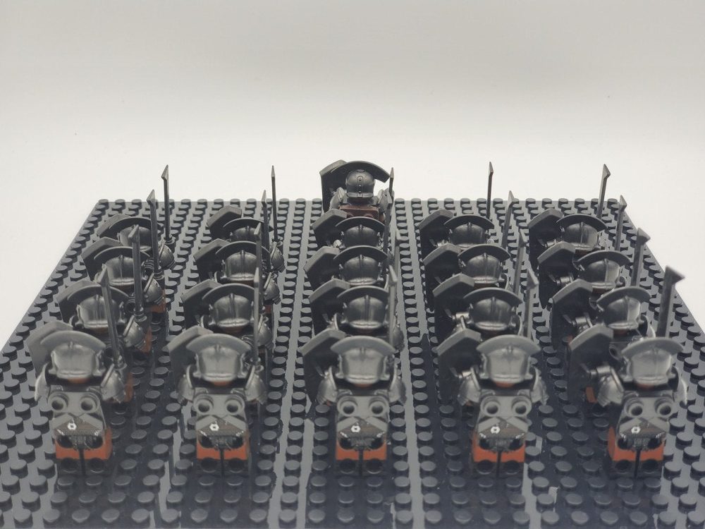 Lord the Rings Uruk-Hai Heavy Armour Minifigure Set 21pcs - Image 3