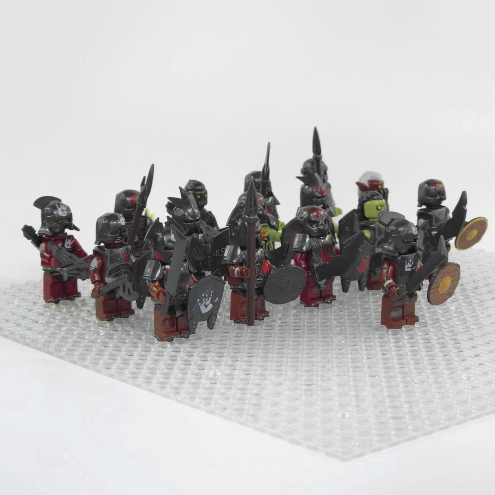 Lord the Rings Uruk-Hai Orcs and Goblins Minifigure Set 16pcs - Image 2