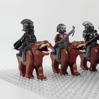 lord-the-rings-uruk-hai-warg-rider-minifigure-set-12pcs