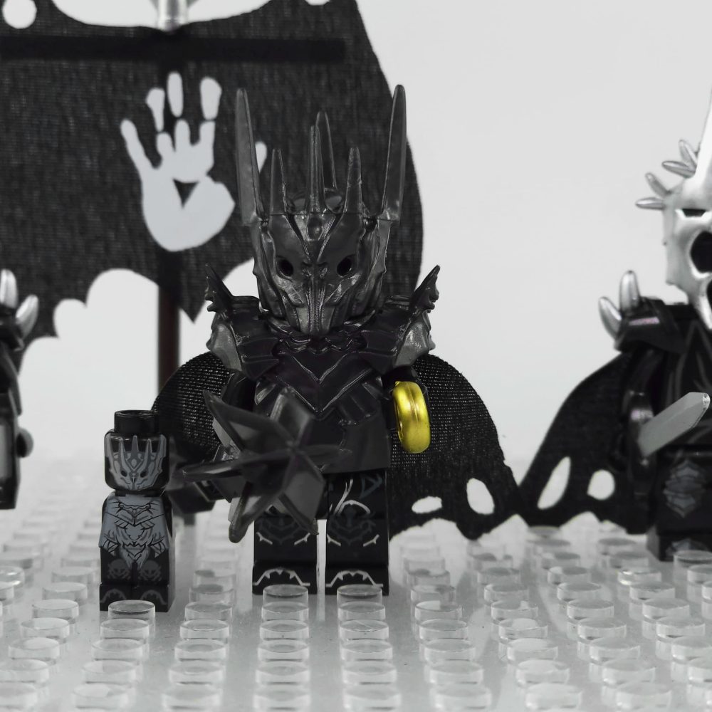 Lord the Rings Sauron Witch King Uruk-Hai Captain Minifigure Set - Image 5