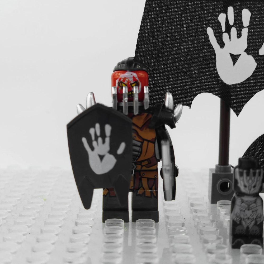 Lord the Rings Sauron Witch King Uruk-Hai Captain Minifigure Set - Image 4