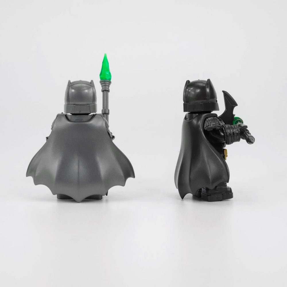 Batman With Heavy Armour and Kryptonite Spear Minifigure Set 2pcs - Image 5
