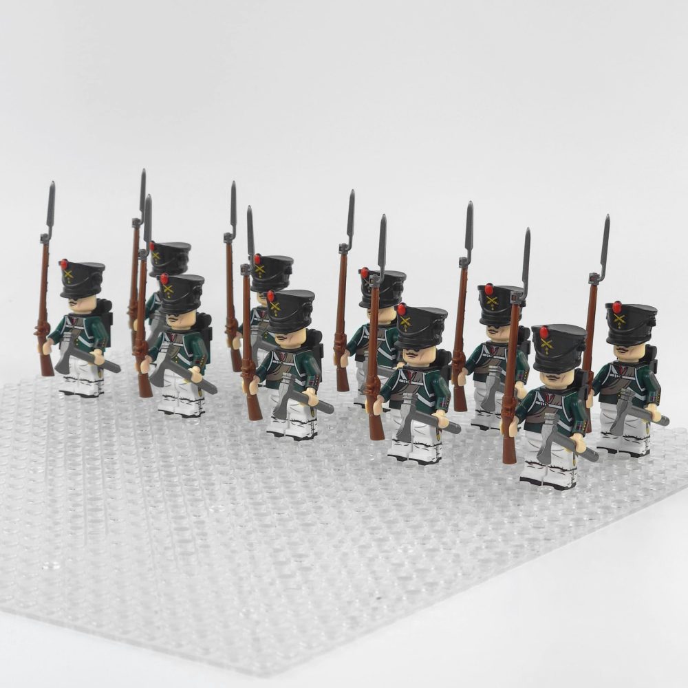 napoleonic-wars-russian-artillery-infantry-minifigure-set-with-rifle-bayonet-war-axe