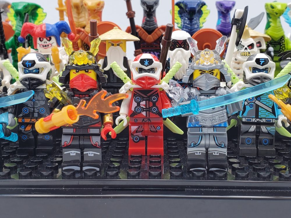 ninjago-prime-empire-32-piece-minifigure-collection