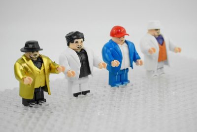 presidents-and-celebrities-donald-trump-kim-jong-un-chunky-minifigure-set