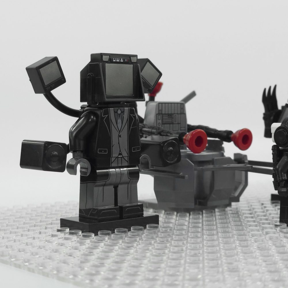 skibidi-toilet-alpha-hills-lab-minifigure-set-of-4pcs