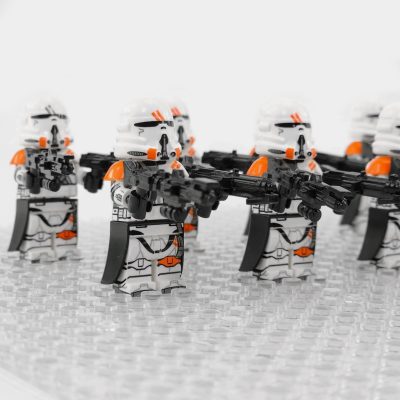 star-wars-212th-attack-battalion-airborne-paratrooper-minifigure-set