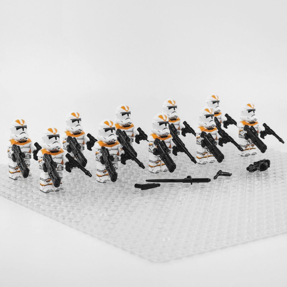 star-wars-212th-clone-troopers-and-captains-minifigure-set