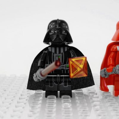 star-wars-black-white-and-red-darth-vader-minifigure-set