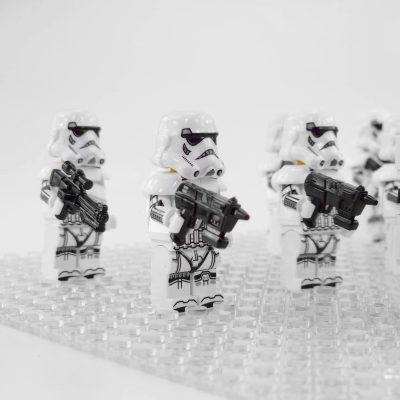 star-wars-stormtrooper-imperial-stormtroopers-with-flame-troopers-and-gaming-greats-commander-minifigure-set-of-13pcs