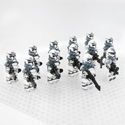 star-wars-wolfpack-clones-with-commander-wolffe-and-comet-minifigure-set
