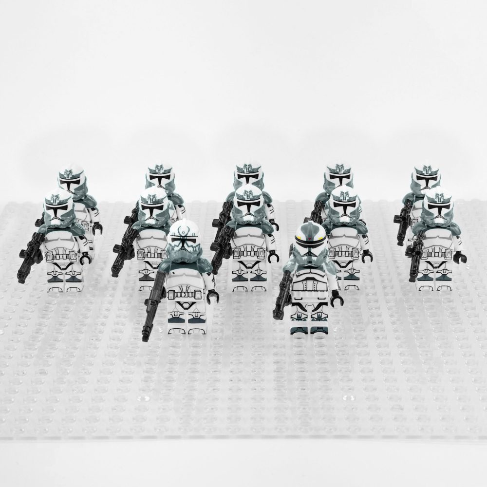 star-wars-wolfpack-clones-with-commander-wolffe-and-comet-minifigure-set
