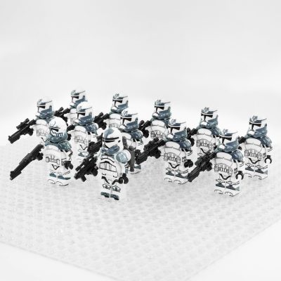 star-wars-wolfpack-clones-with-commander-wolffe-and-comet-minifigure-set