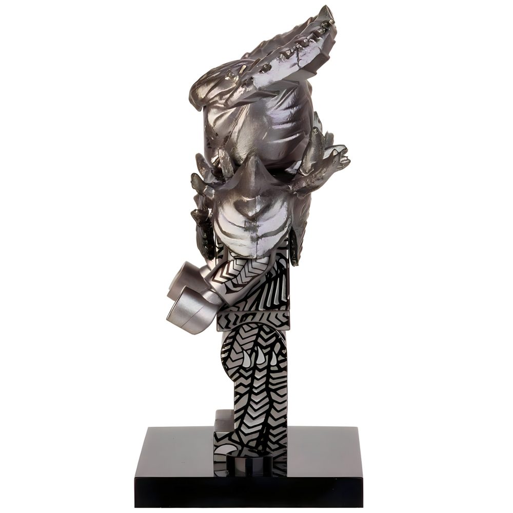 steppenwolf-super-villain-minifigure-with-electro-axe