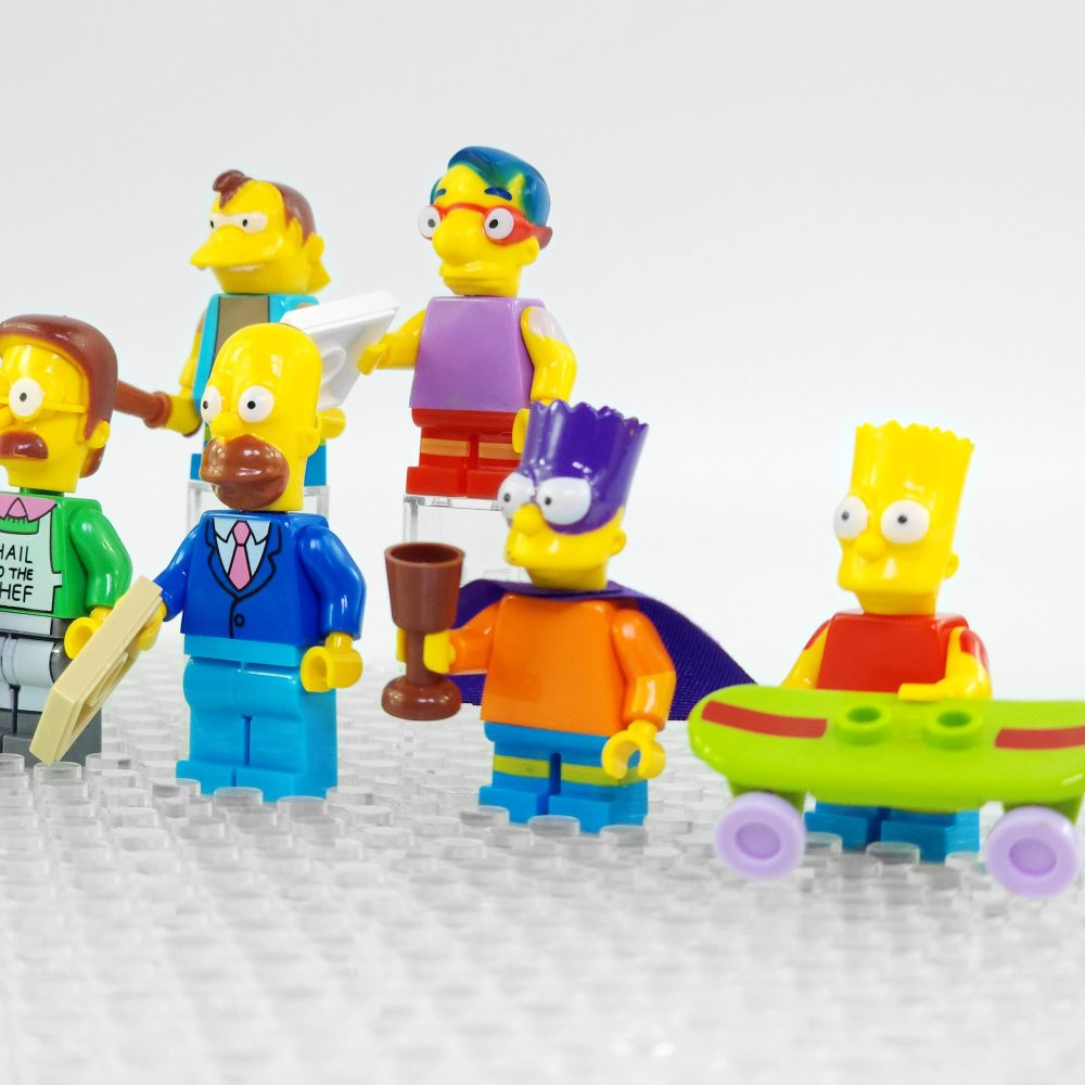 the-simpsons-tv-series-minifigure-set-of-8pcs