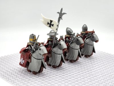 tripoli-mounted-knights-armored-warhorse-minifigure-set