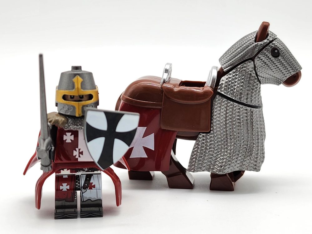 tripoli-mounted-knights-armored-warhorse-minifigure-set
