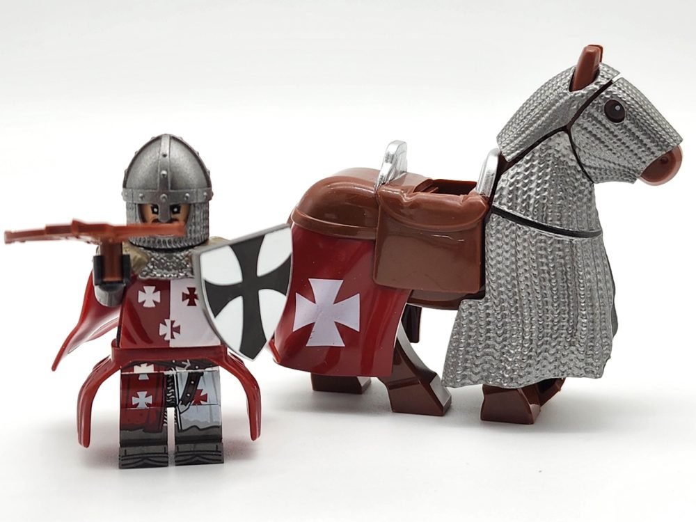 tripoli-mounted-knights-armored-warhorse-minifigure-set