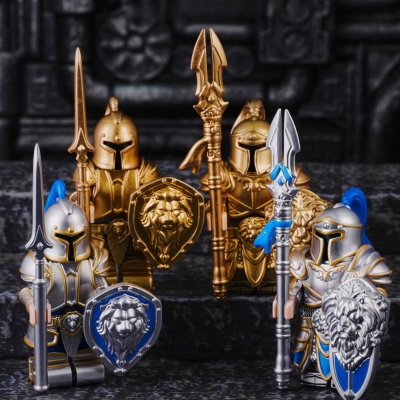 world-of-warcraft-stormwind-city-guards-minifigure-set-with-warspear-of-valorous-lions-shield