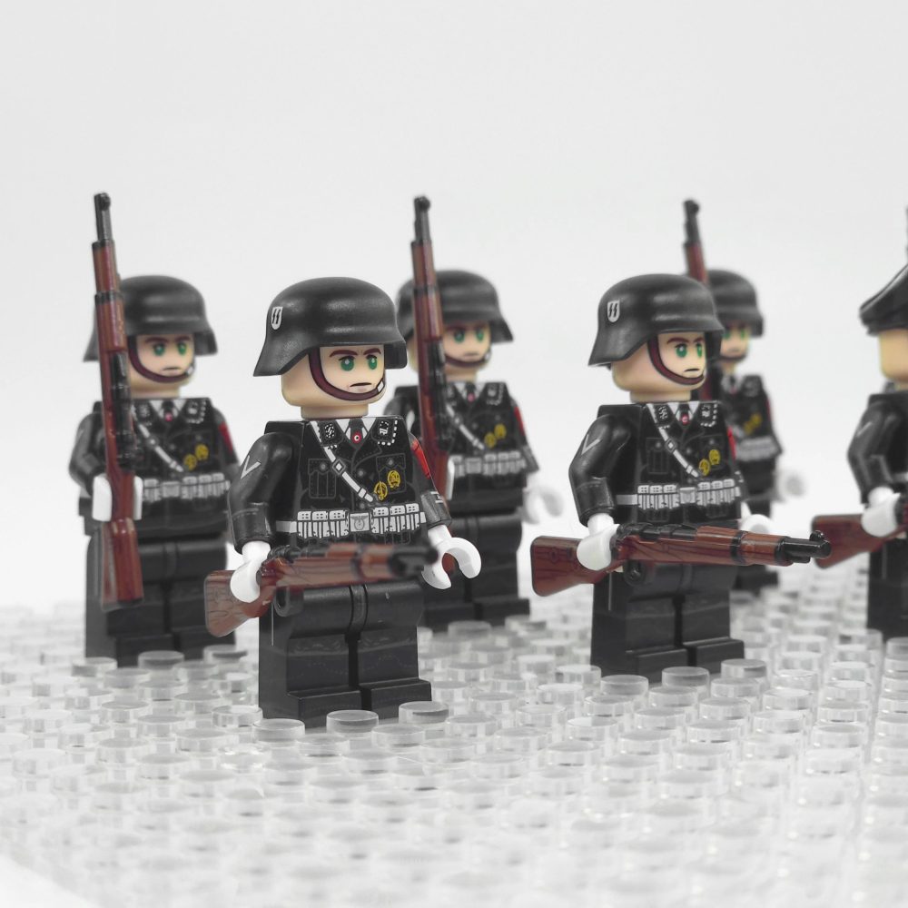 wwii-german-honor-guard-soldiers-minifigure-set